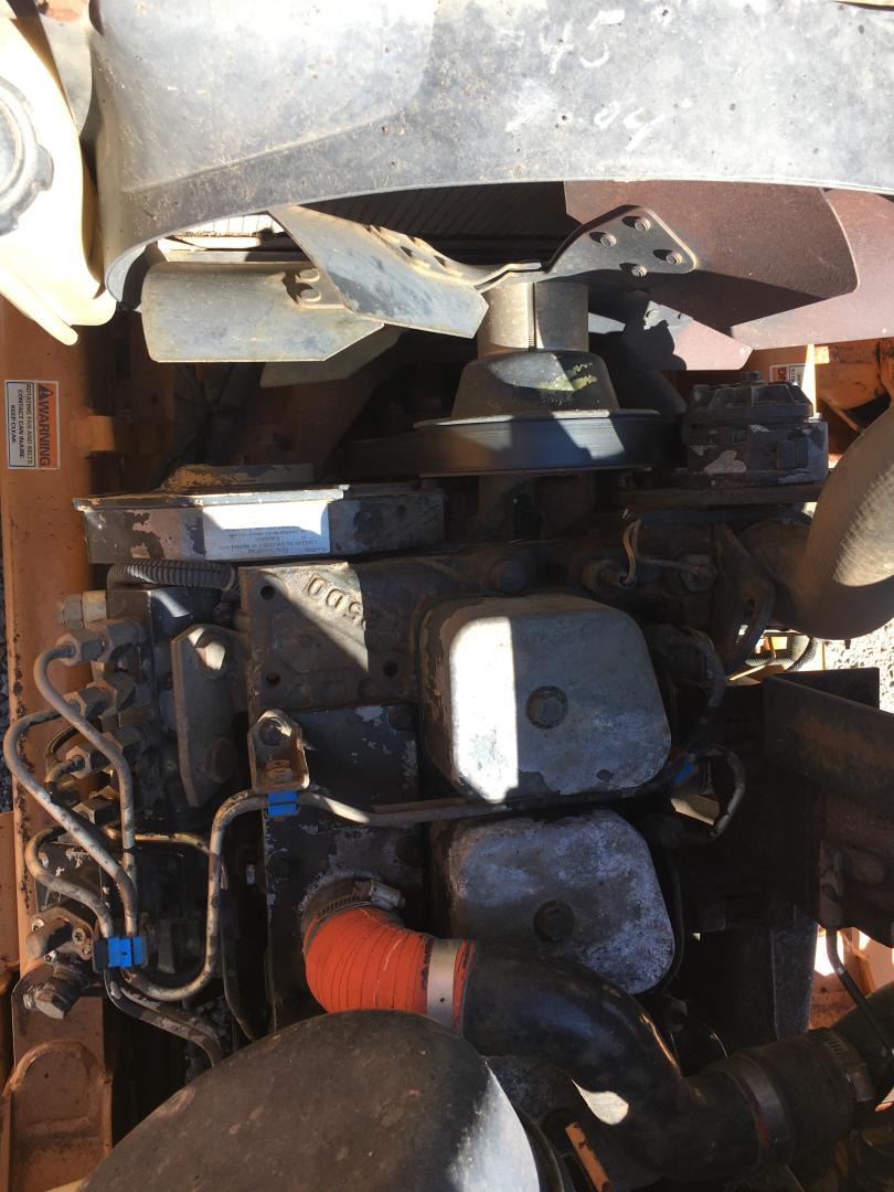 ./imagenes/INVOICE/2019/17132/RETROEXCAVADORA CASE 580SL (48).JPG